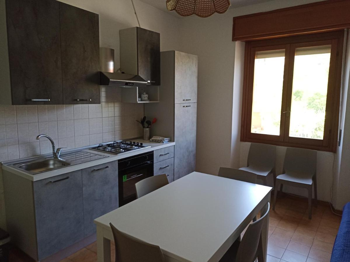 Appartamento Per 4 Persone Al Poetto Di Cagliari Exteriör bild